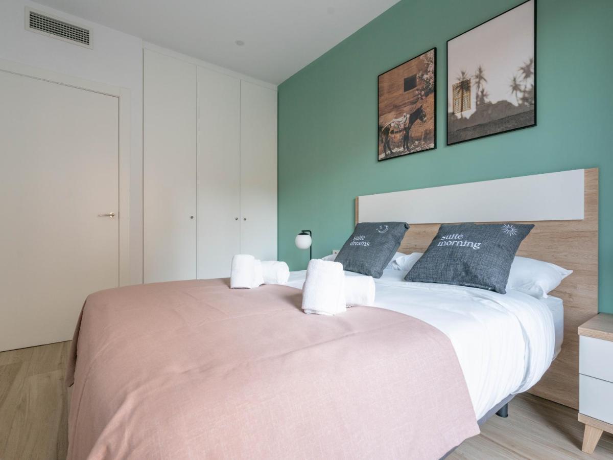 Limehome Barcelona Carrer De Besalu 90 - Estancia Temporal Eksteriør billede