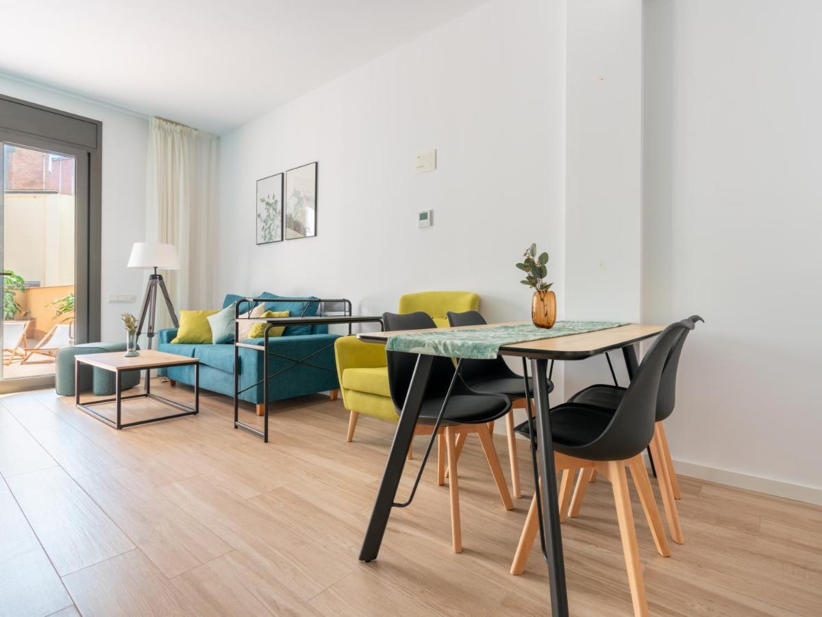 Limehome Barcelona Carrer De Besalu 90 - Estancia Temporal Eksteriør billede